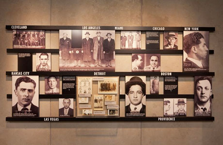 В коллекции музея большое количество фотографий из семейных и полицейских архивов